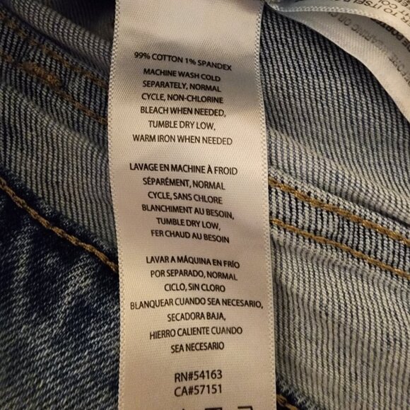 Calvin Klein Jean Shorts Waist 28 – Light Wash High Rise Distressed Look - Picture 7 of 8